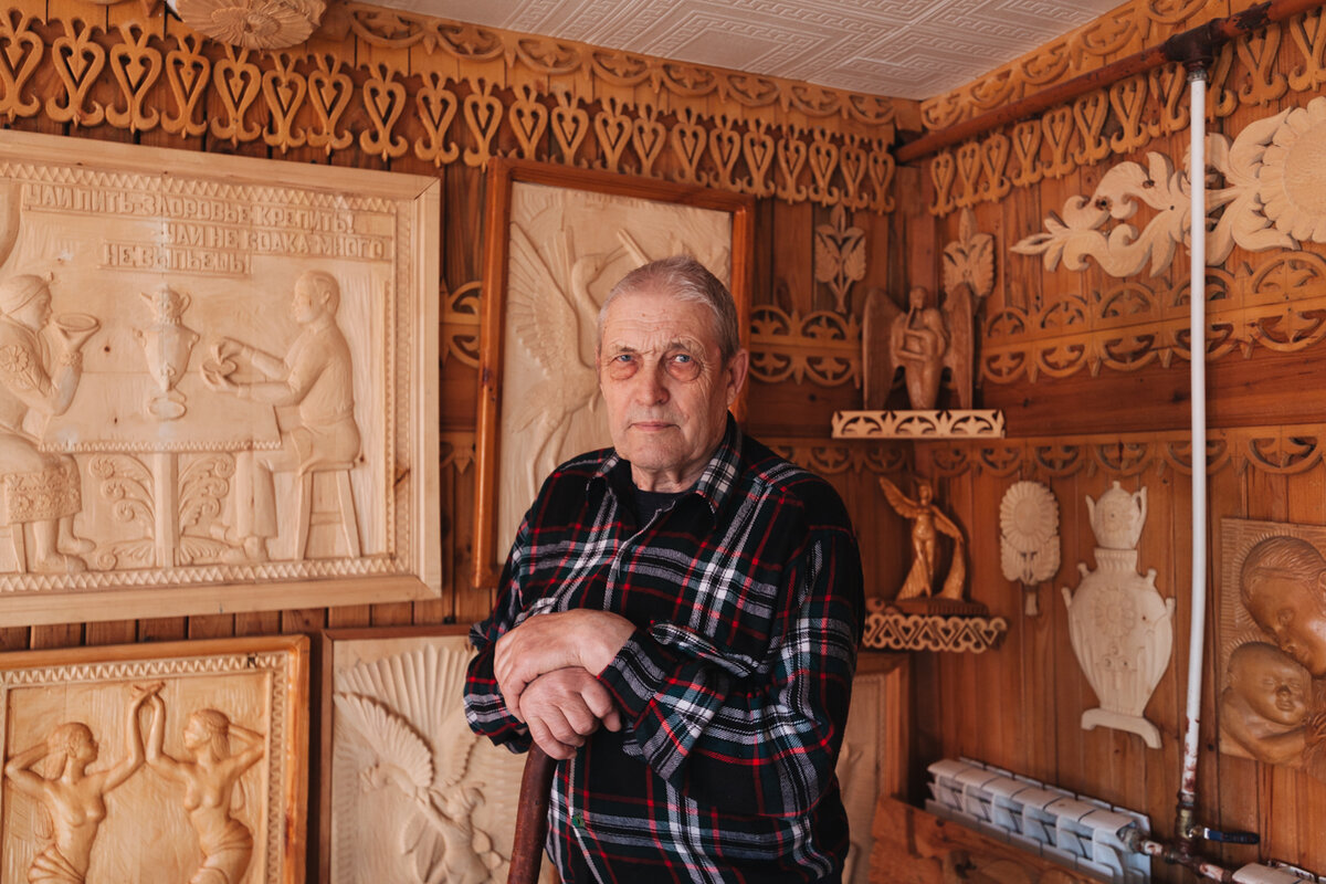 Владелец дома и мастер с золотыми руками