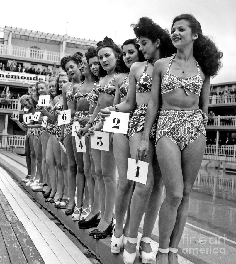 21 век принёс человечеству повальное увлечение диетами и фитнесом. Наверное, в некоторых случаях это неплохо и может быть даже полезно.-22