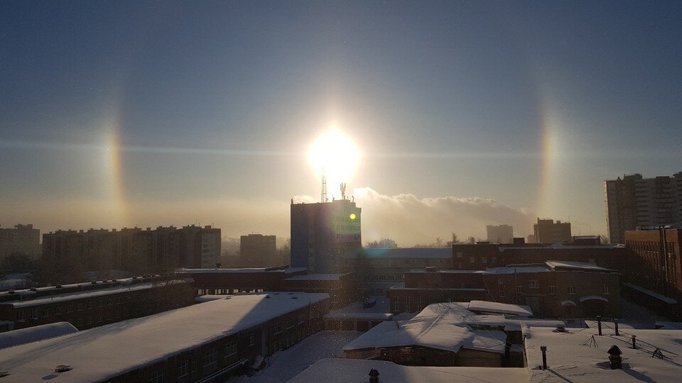     Зимняя радуга в Ижевске. Фото: Александр Сырыгин @alexsyr