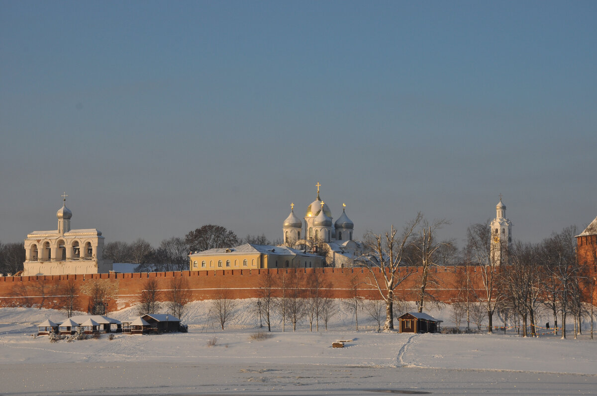 Великий Новгород (часть 1 - Приезд, заселение, Новгородский Кремль: краткая  история, башни). | Московский пенсионер. | Дзен