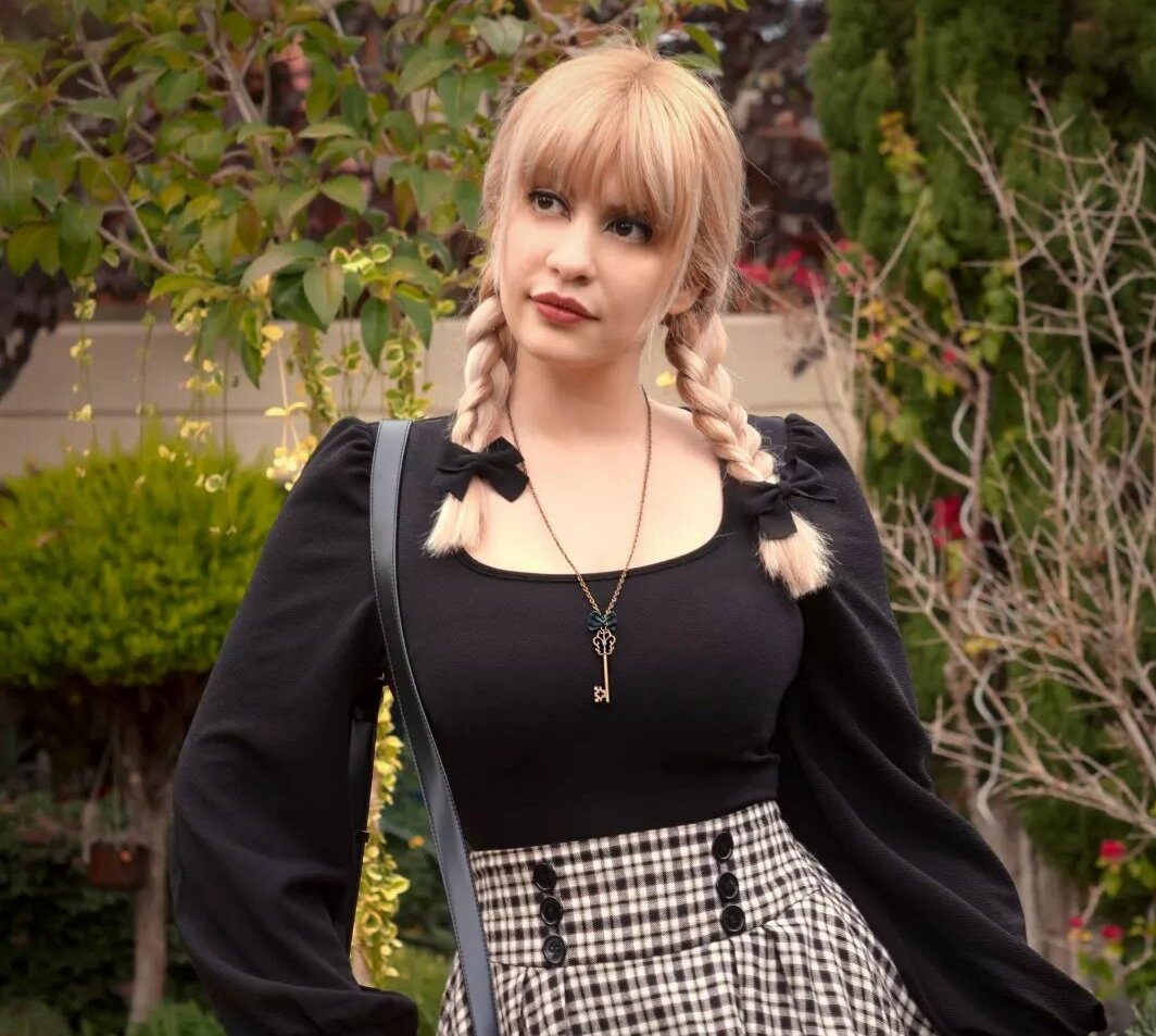 Саша черный книги. Саша чёрный сказки. История саши. История саши. История саши.