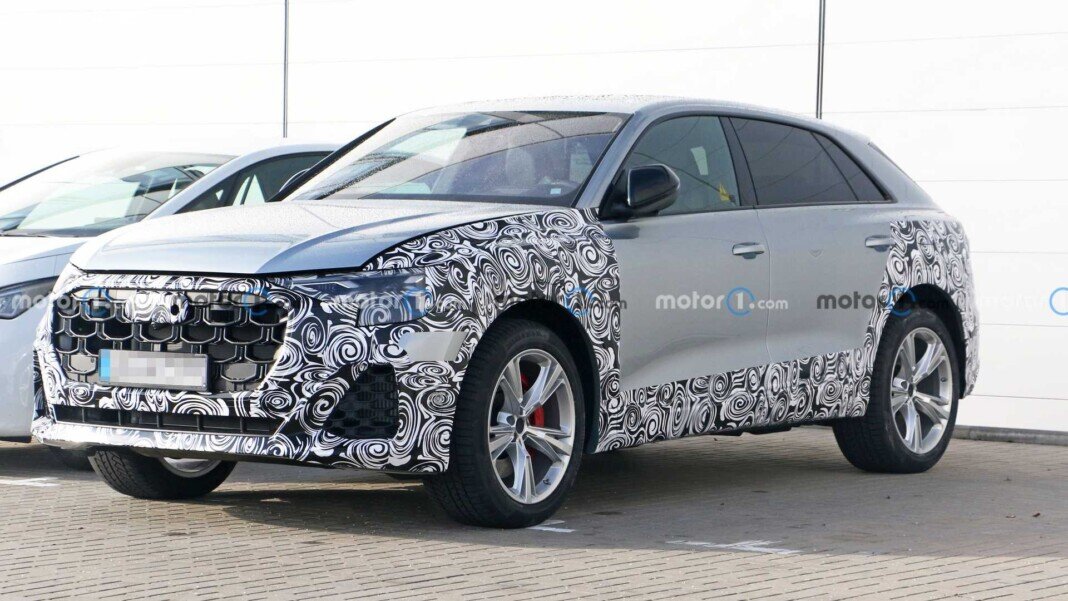 Тестовый прототип Audi Q8 2024 года