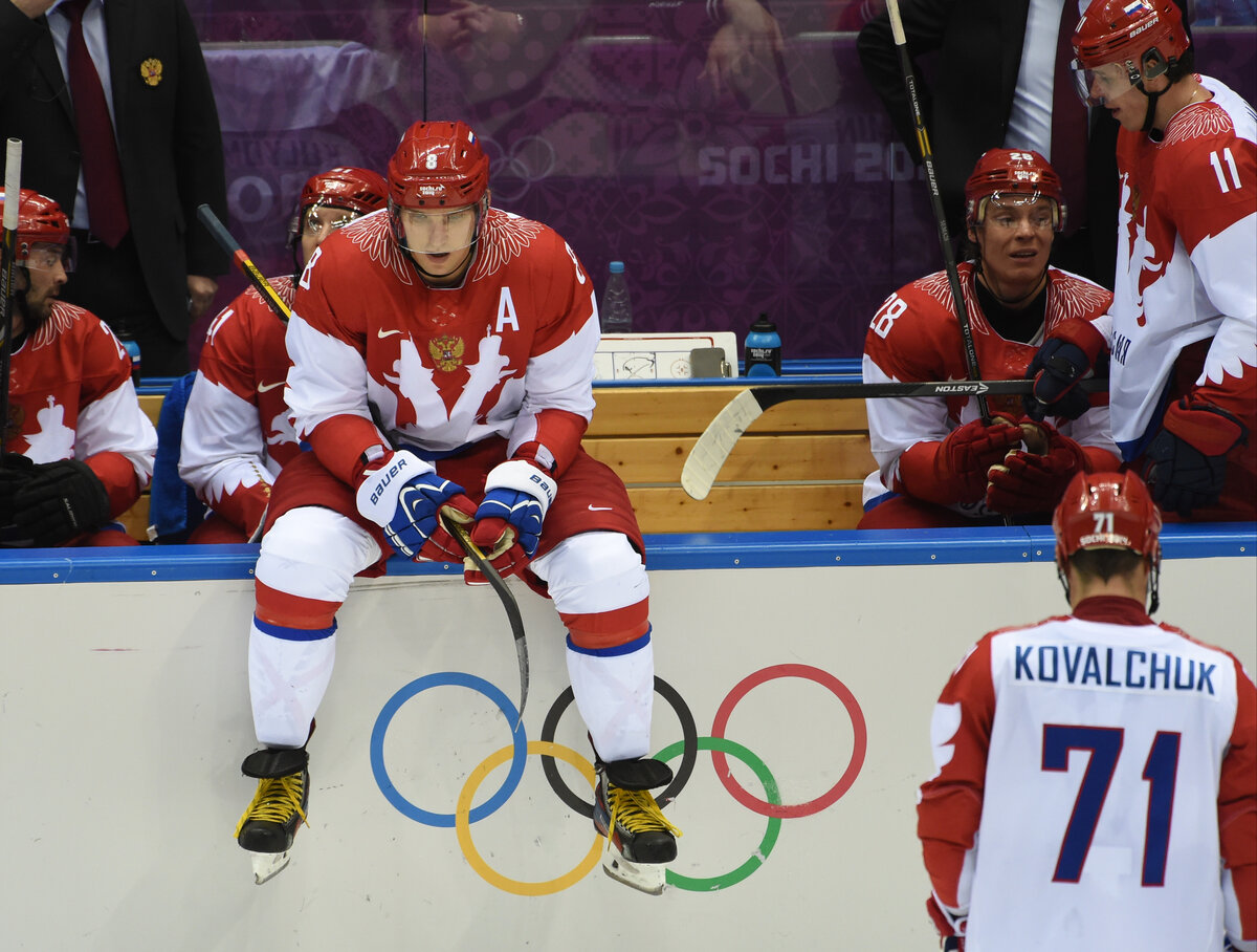 Александр Овечкин, Илья Ковальчук, Александр Семин и Евгений Малкин во время четвертьфинала Олимпиады-2014 в Сочи Россия - Финляндия (1:3). Фото Александр Федоров, «СЭ»
