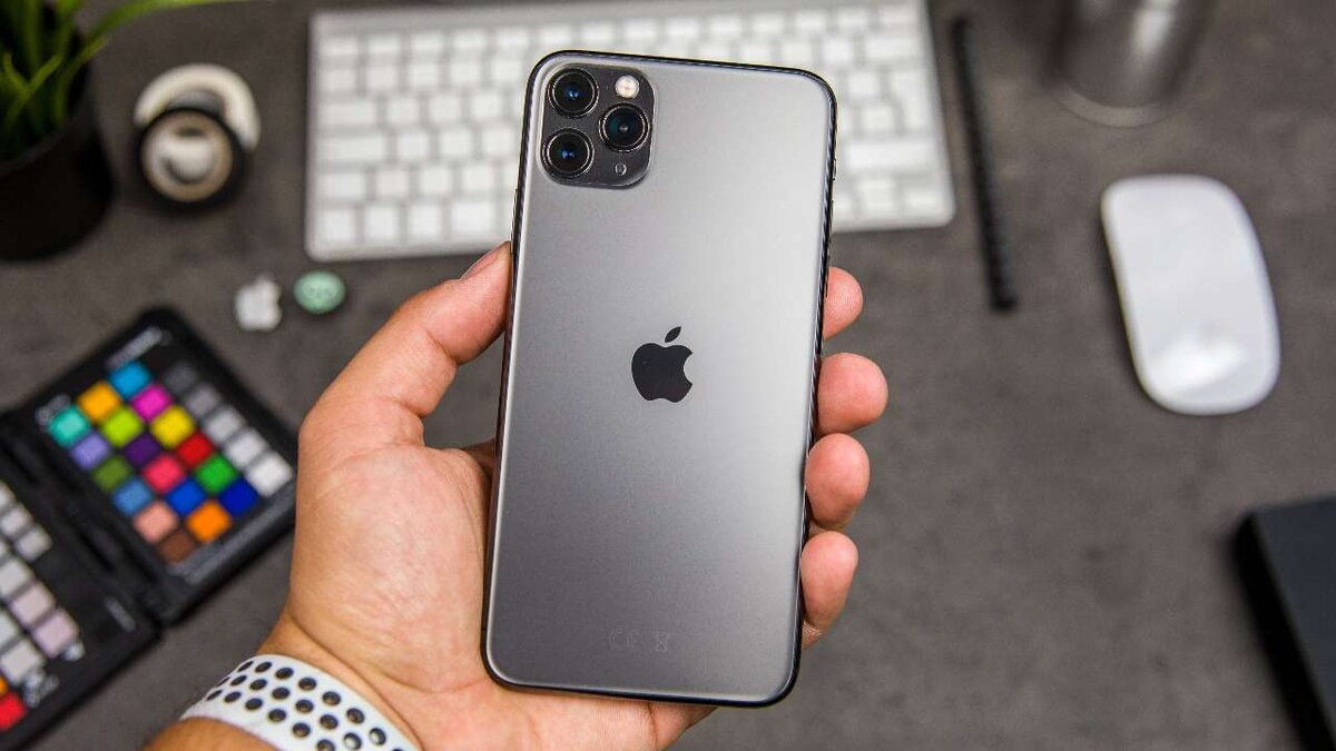    Иностранные посредники начали отказываться от ввоза iPhone в Россию по параллельному импорту
