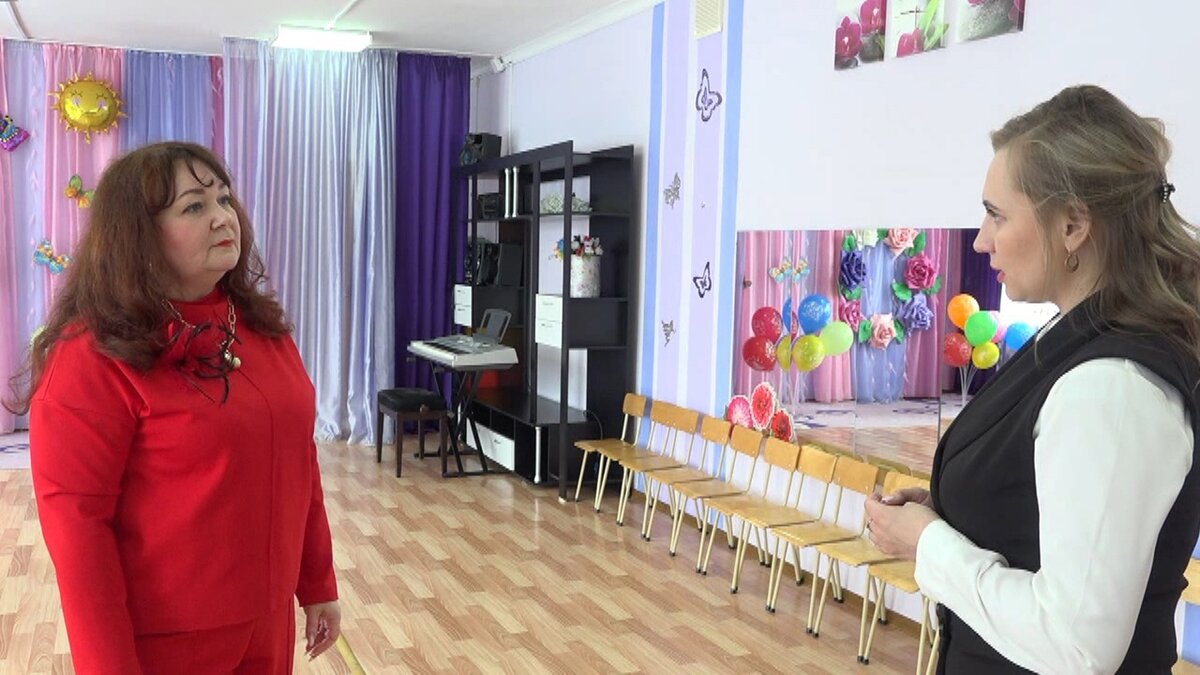 Татьяна Бабынина дает интервью Екатерине Ершовой, корреспонденту БНТВ
