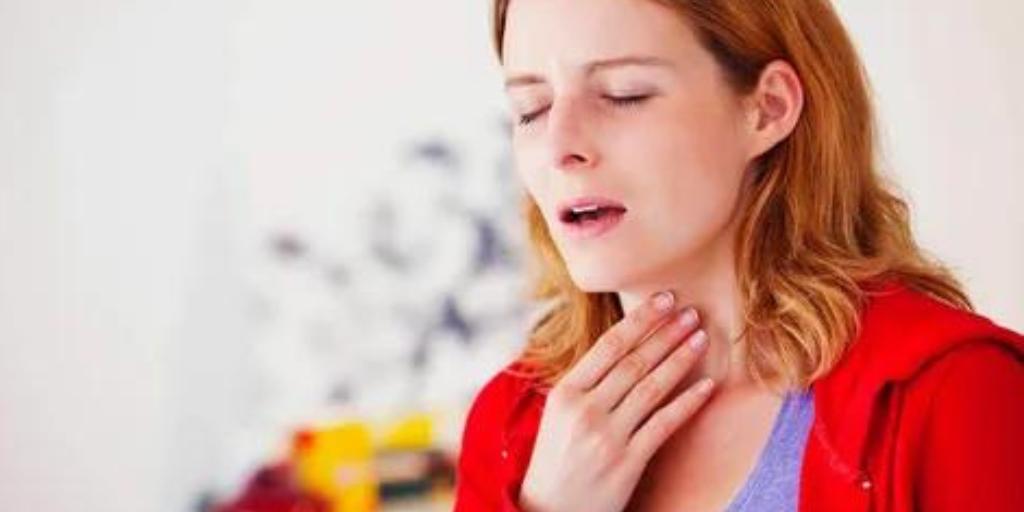 Затрудненное глотание вызывает дискомфорт.