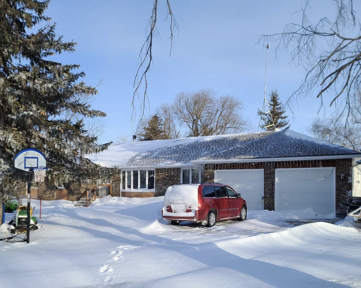 На календаре весна