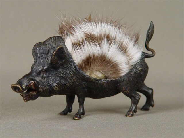 Первый представитель вещей подобного типа 