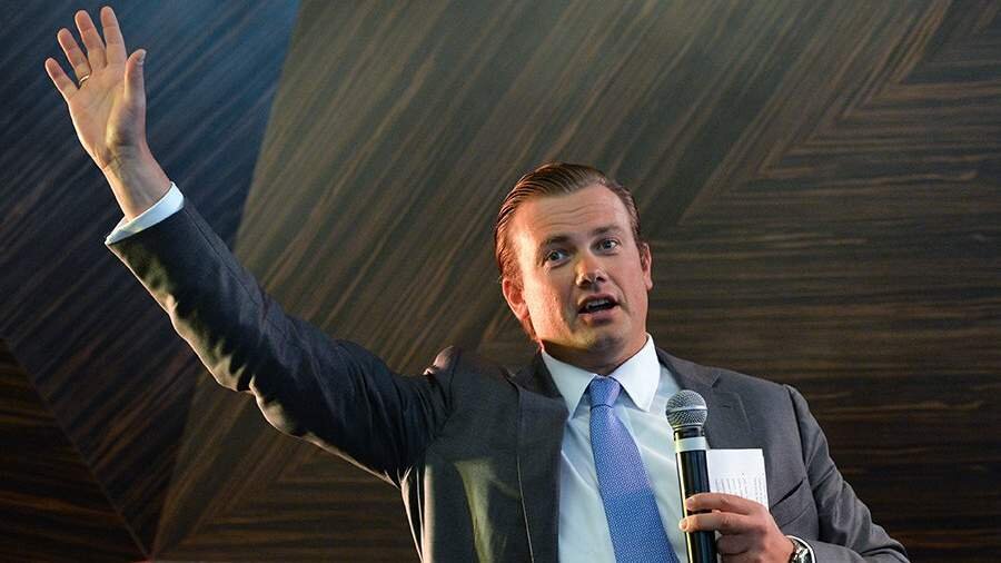 Андрей Якунин ведёт роскошный образ жизни за рубежом и говорит, что к РФ никакого отношения не имеет