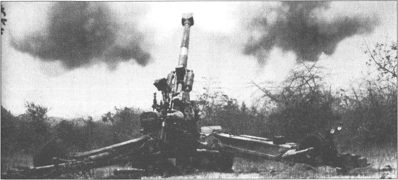 155-мм гаубица-пушка FX-88 производства компании ODE на огневой позиции