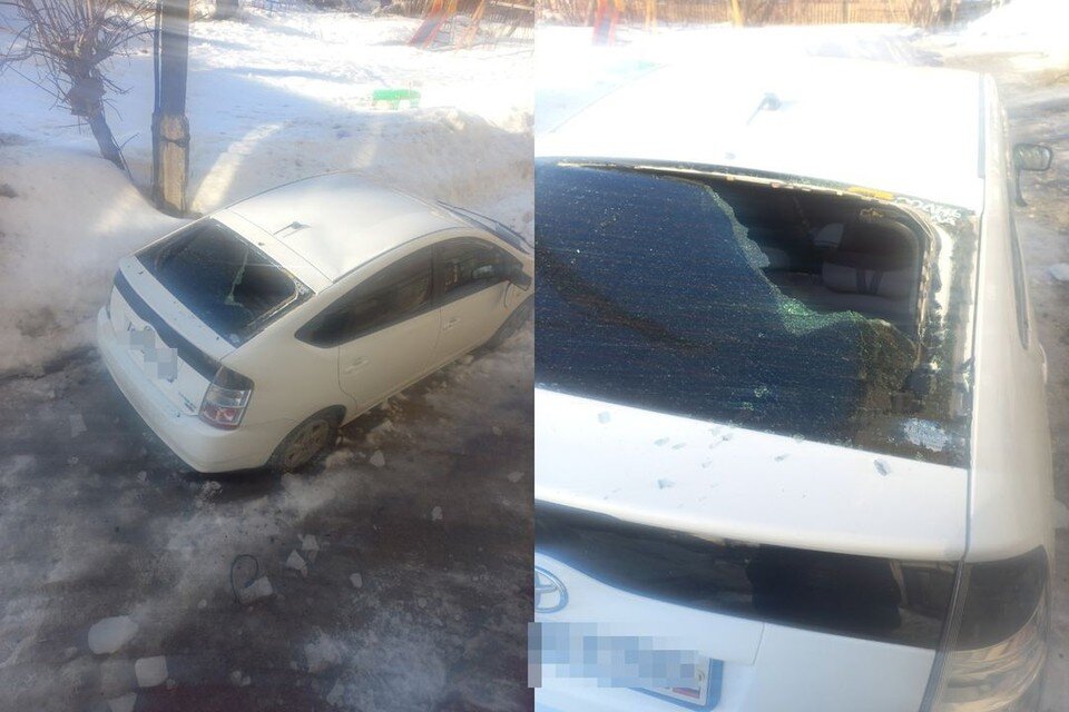     Ледяная глыба разбила машину. Фото: предоставлено владельцем авто