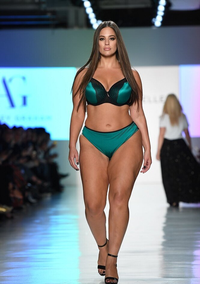 модель plus size Эшли Грэм
