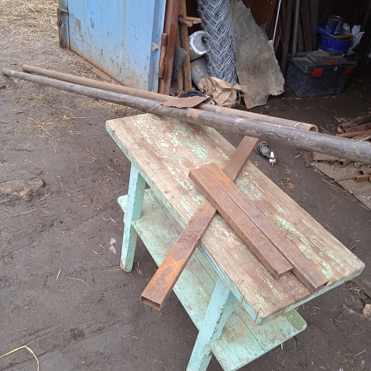 Материал для изготовления. 