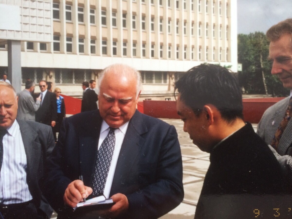 "Руслан, в следующий приезд, обязательно попробую этот ваш хренмутант"