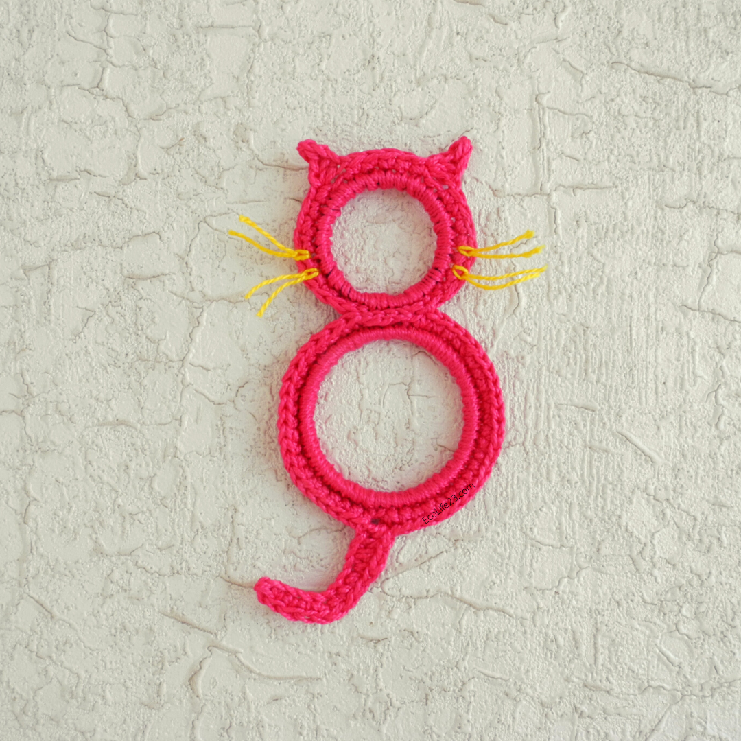 Кошка из пластиковых колец