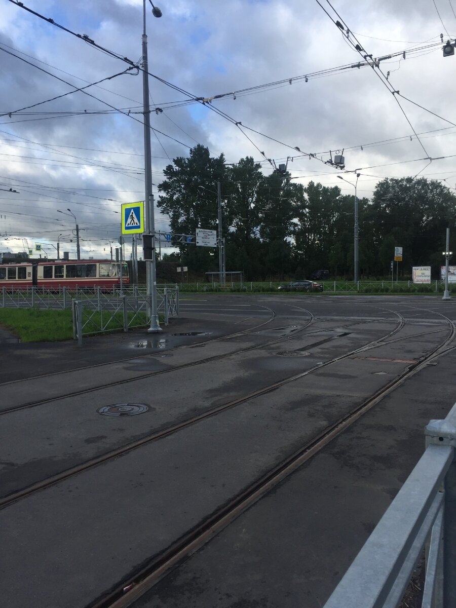 Примыкание к действующей линии на Новочеркасском проспекте