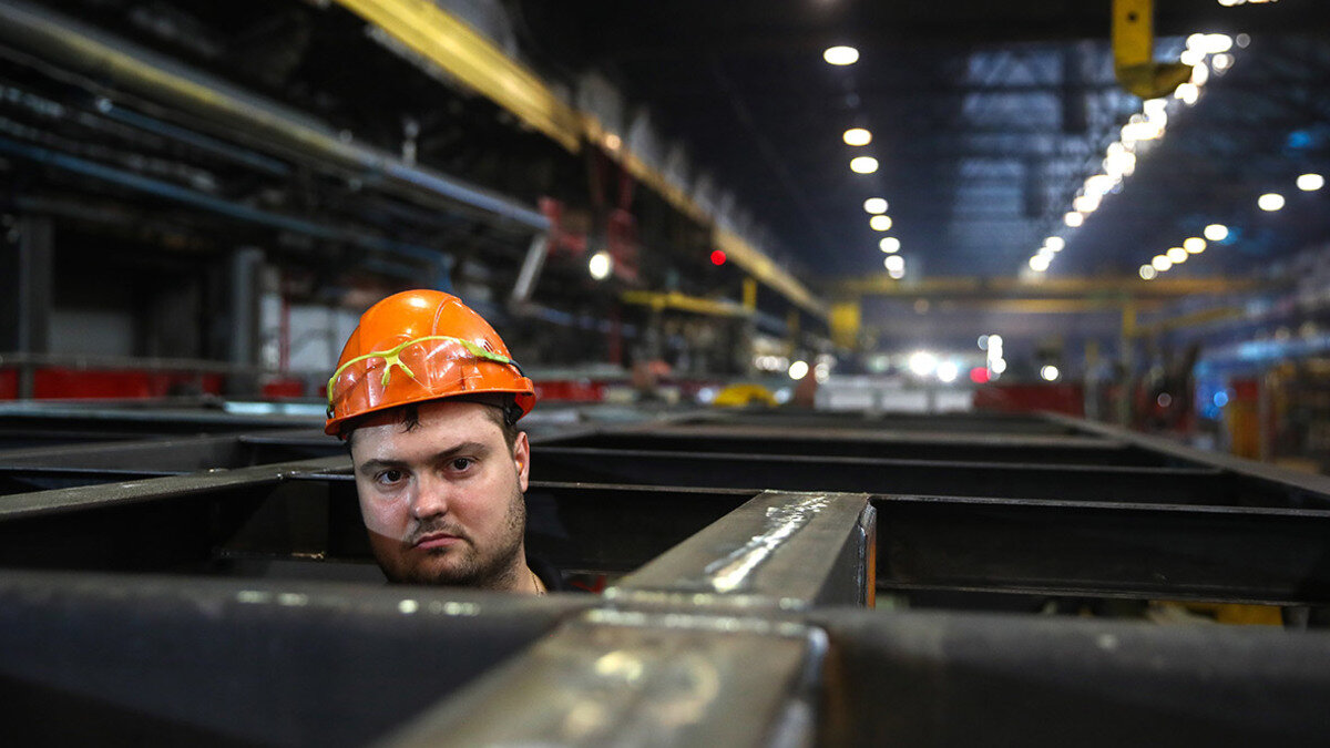 Сколько людей работает по профессии у нас и в Европе? Важно ли не ...