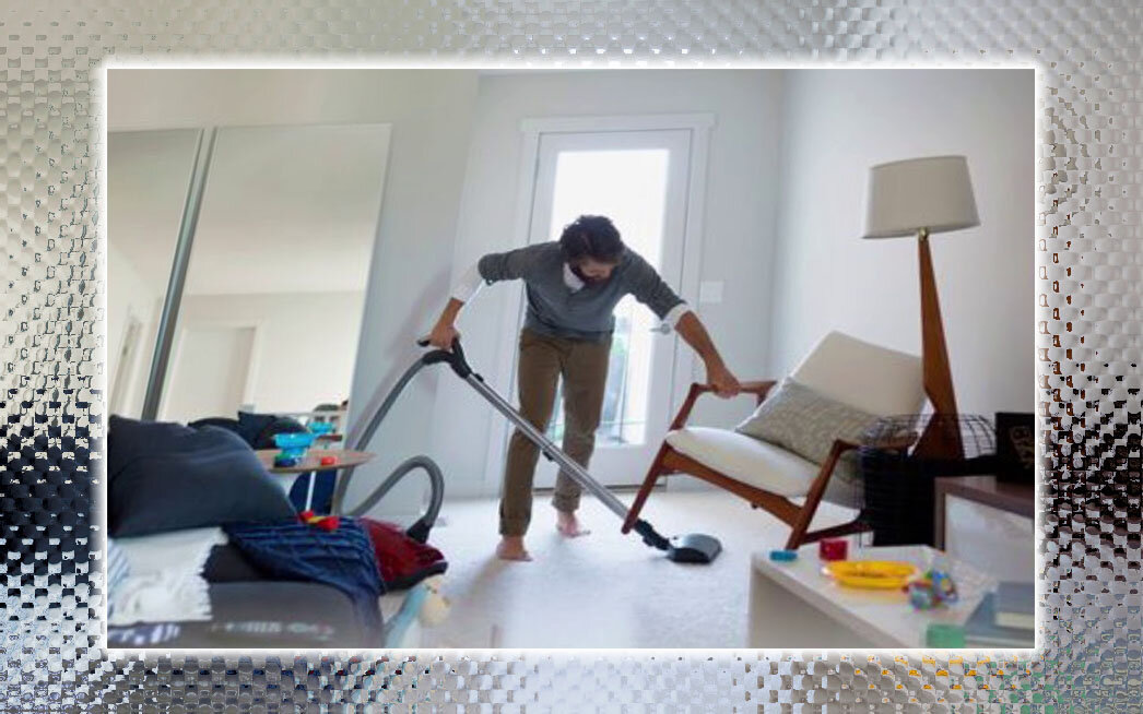 Принялся за уборку. Фото из открытых источников, обработка автора