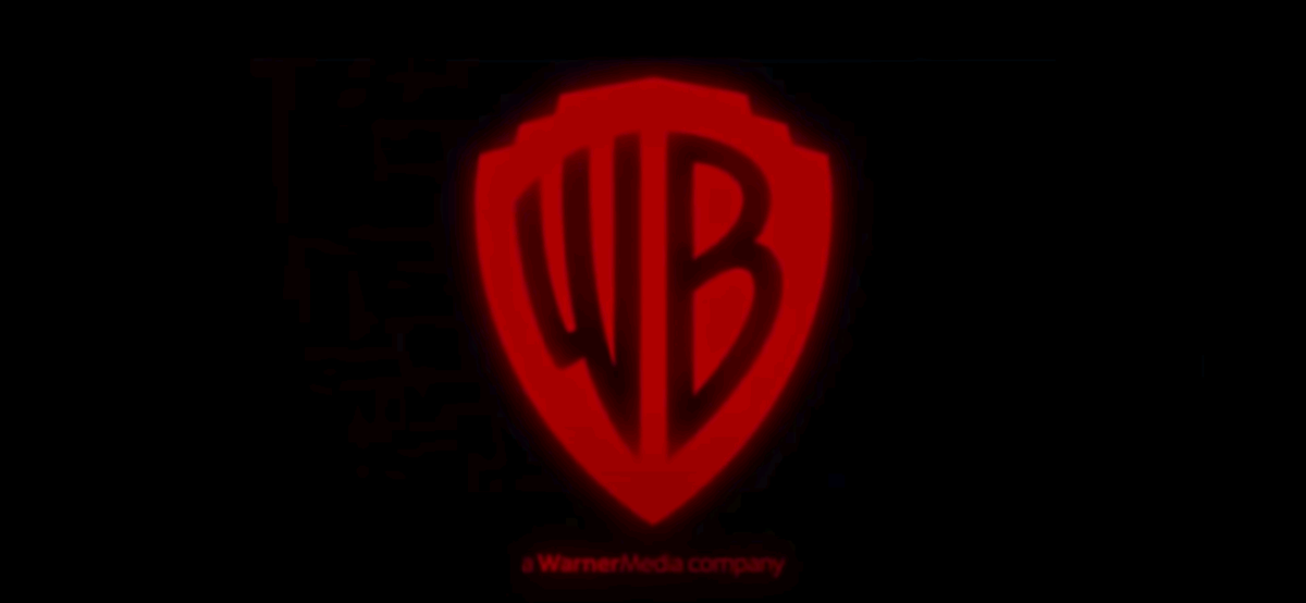 Кадр из трейлера. Логотип “a WarnerMedia company”