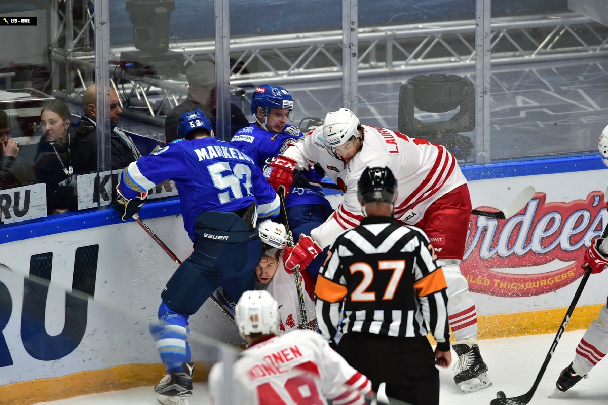 БарысVSЙокерит (фото с сайта Яндекс Картинки)