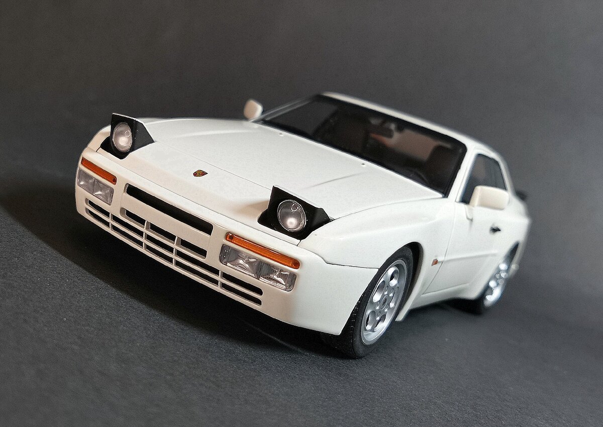 Porsche 944 Turbo 951 1985 | Мир 1:18. Масштабные модели авто | Дзен