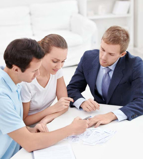 Составлять договор должен юрист по договорам, чтобы потом всё было успешно.