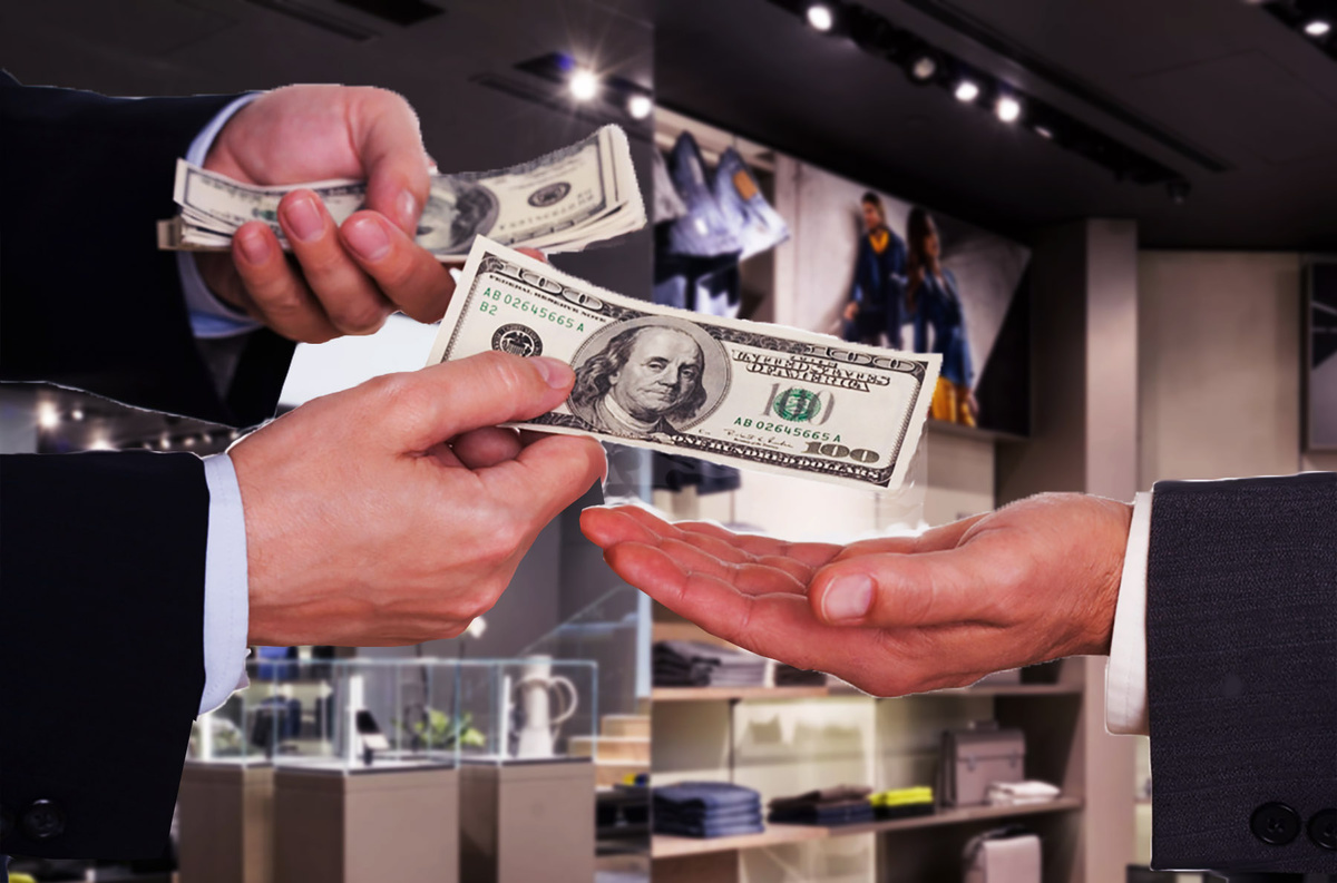 Однако, получая зарплату люди, почему то, сразу несут её тем, кто готов предоставить всё, что угодно в обмен на ваши "кровные".