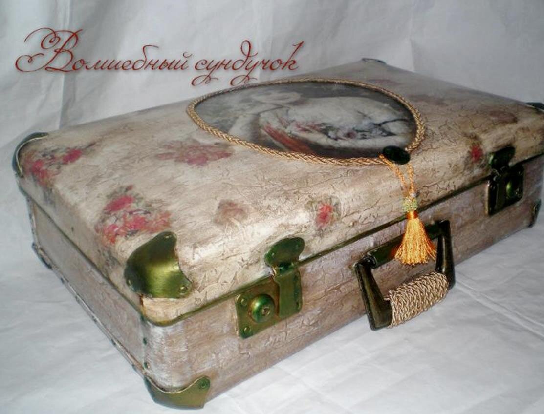 Мой старый чемодан с новым декором