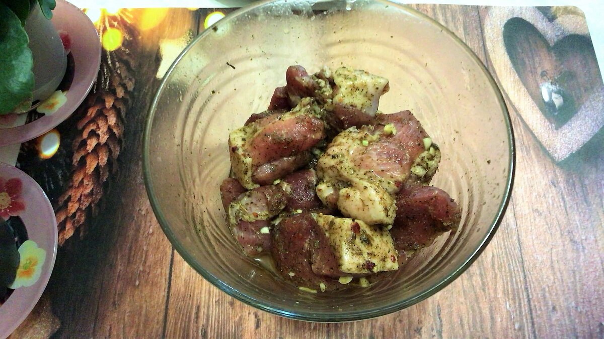 Необычный метод приготовления мяса. Шашлык в банке.