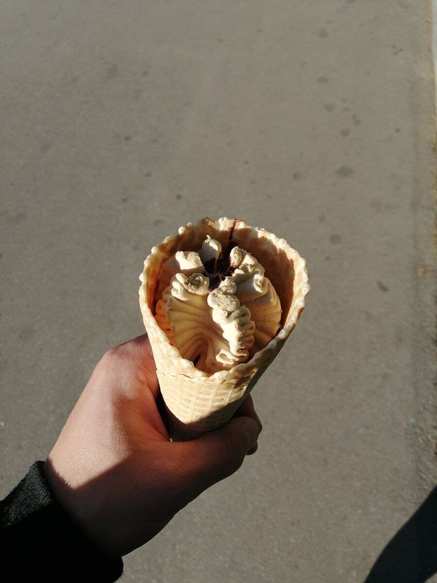 Самое обычное мороженное но обладающее волшебными свойствами .