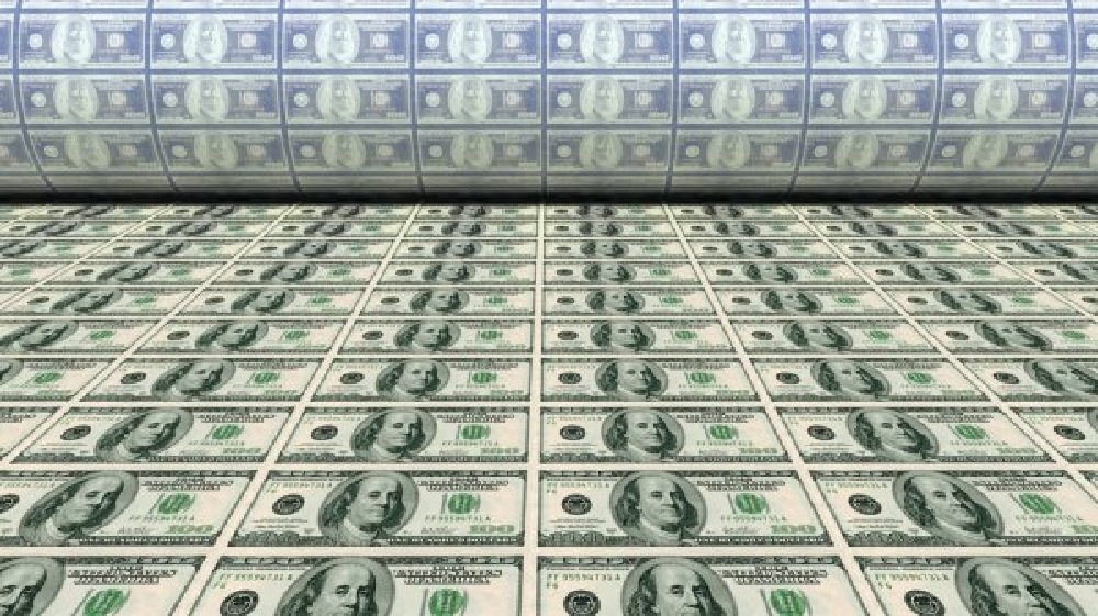  Печать доларовых банкнот. Фото с сайта st.depositphotos.com