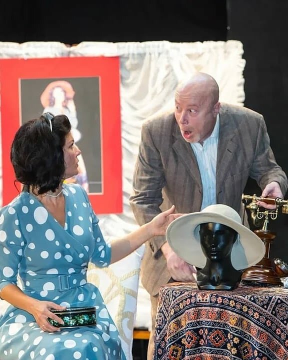 Фото из спектакля "Хеллоу, Долли!" Актеры: Полина Тузовская, Евгений Васкевич