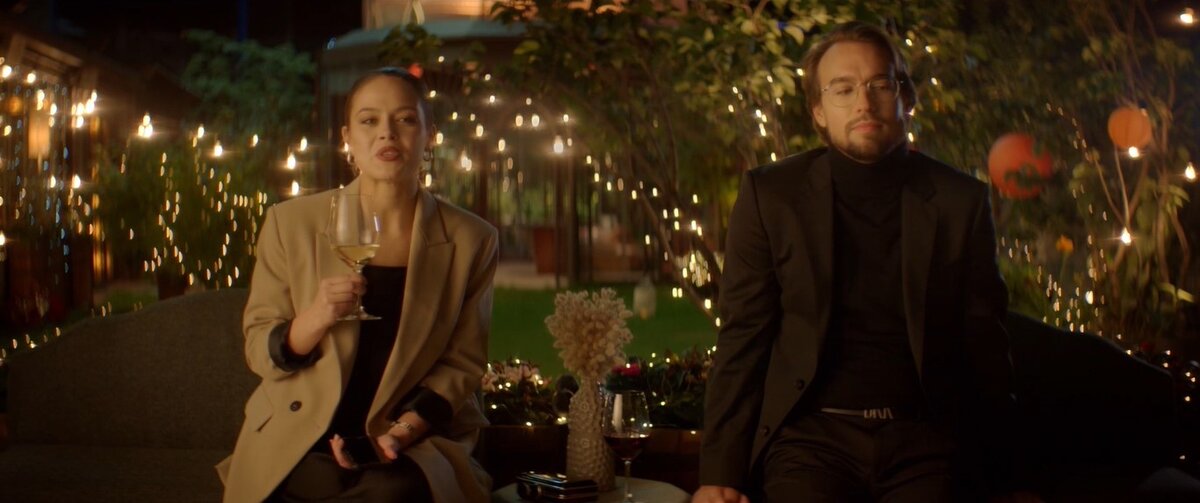 Кадр из фильма “Здесь не курят” 