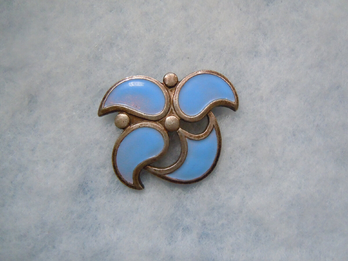 Другое цветовое решение