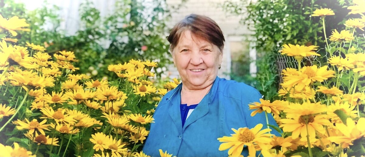 Была позитивным и открытым для жизни человеком ! 