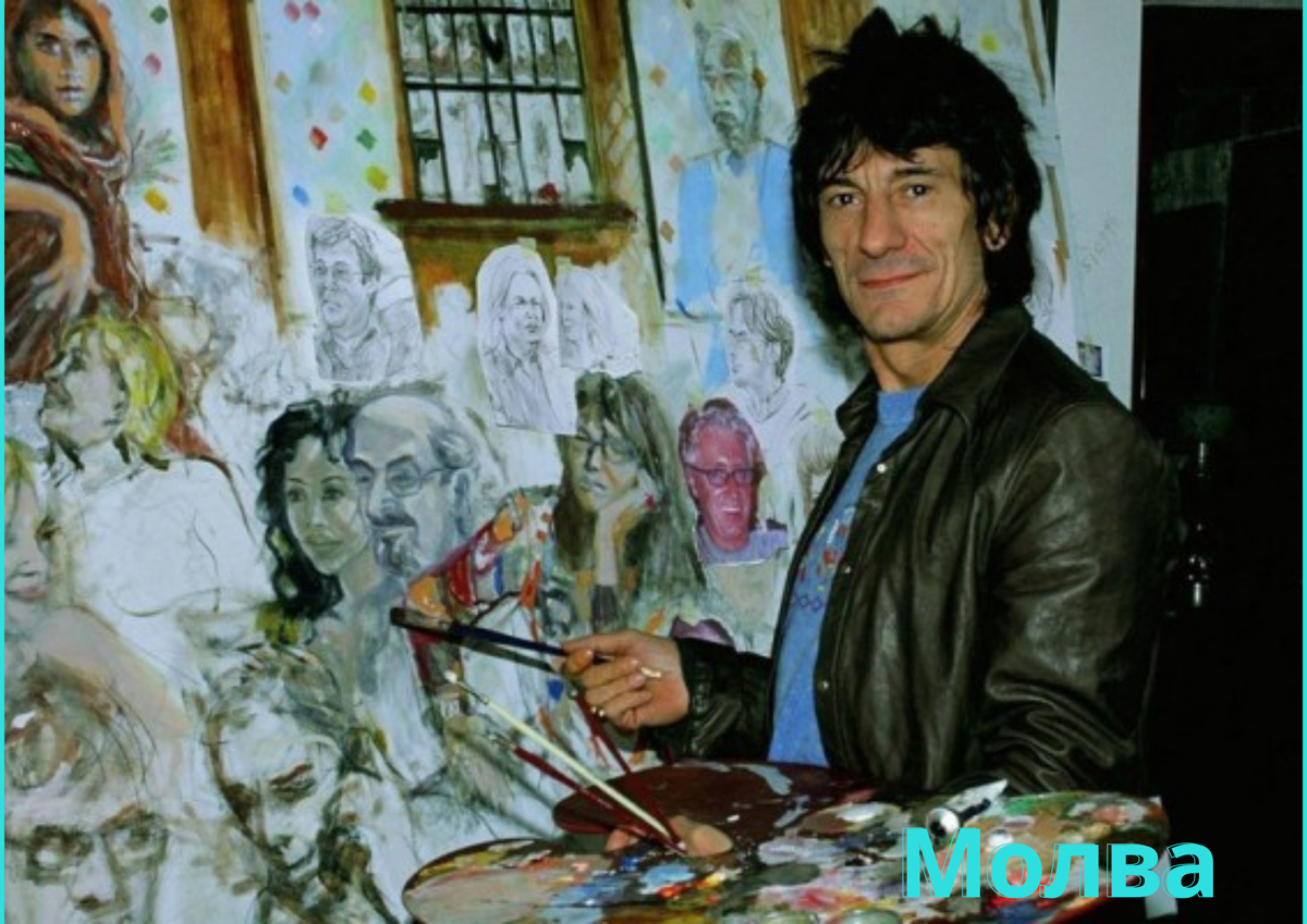  Британский музыкант цыганского («water gypsies»)происхождения, в первую очередь известный как участник групп The Rolling Stones и The Faces.