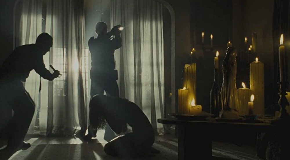 Кадр из фильма See No Evil. Режиссер: Грегори Дарк. Оператор: Бен Нотт. Производство: Lions Gate Films Inc., World Wrestling Federation Entertainment Inc. (WWF), WWE Films. Показ в России: West 