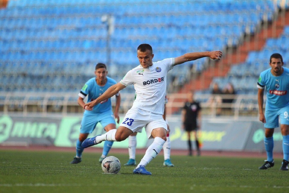     Вячеслав Пурак сделал дубль в матче против «Сахалинца». Фото: пресс-служба ФК «Рязань».