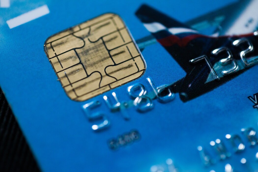 Ограничение коснется только тех карт системы UnionPay, которые были выпущены за рубежом. Фото: Baltphoto/Ольга Андросова