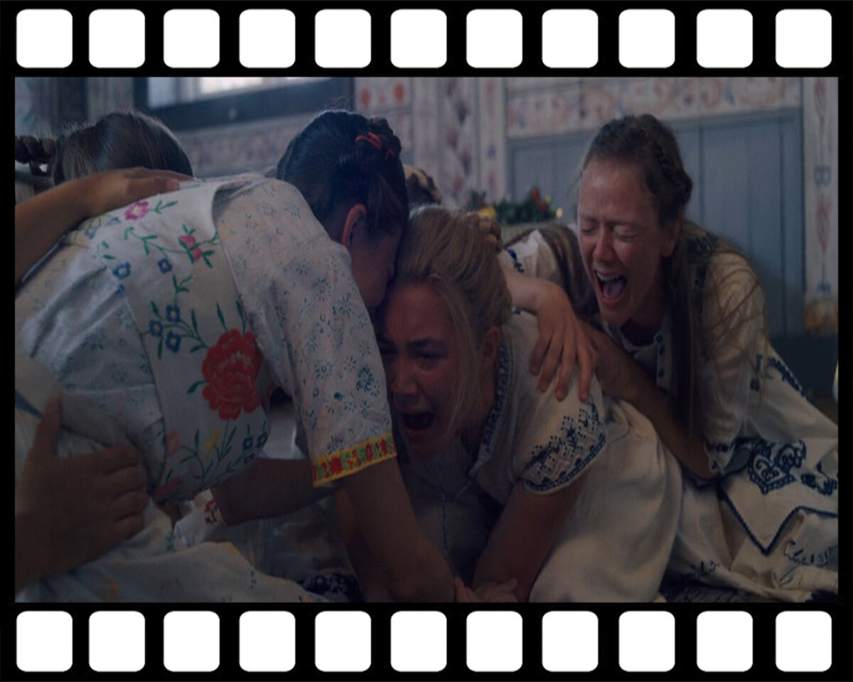 Кадр из фильма: Солнцестояние/Midsommar