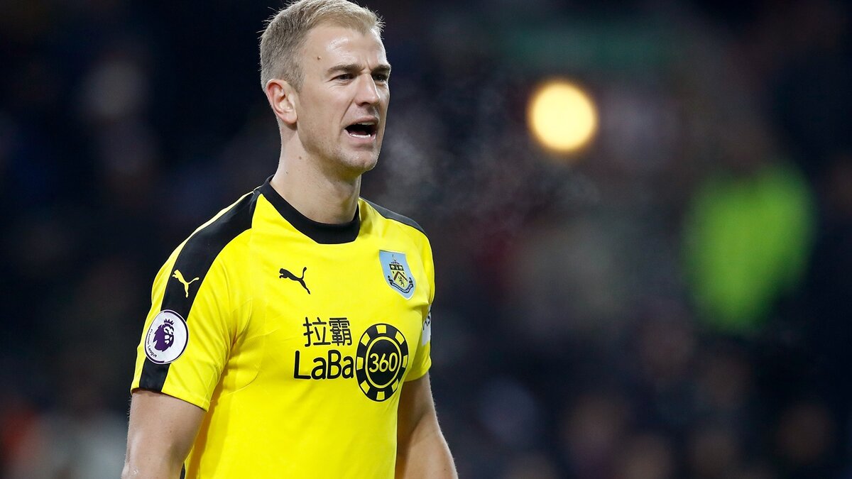 За Манчестер Сити в АПЛ Харт провёл 266 матчей и пропустил 265 голов