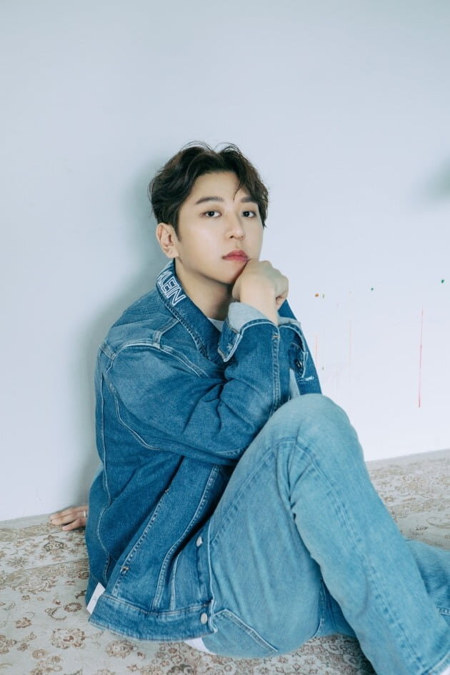 Автор-исполнитель Ким Мюзиам (KIM MUSEUM) / Фото = UNIVERSE TOWN
