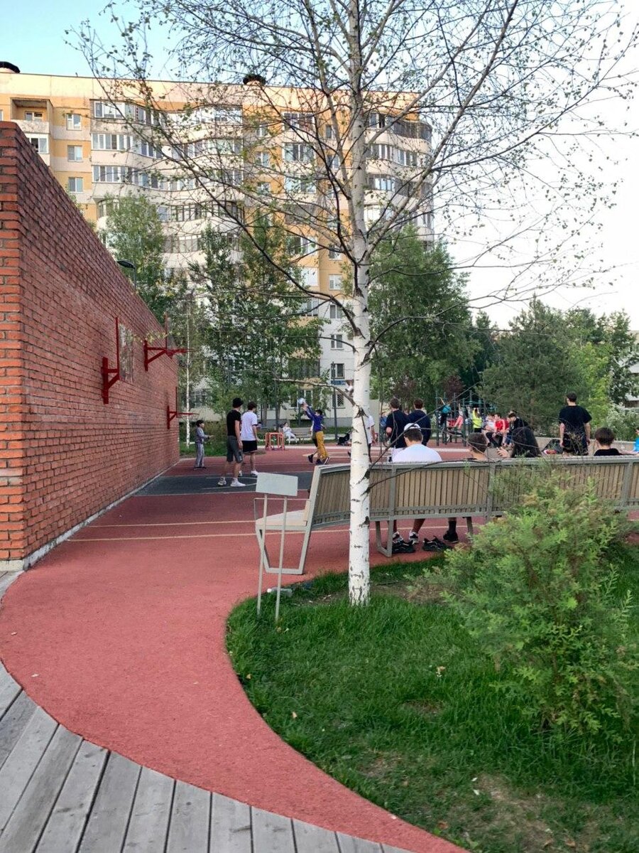 Посмотрим на молодежь
