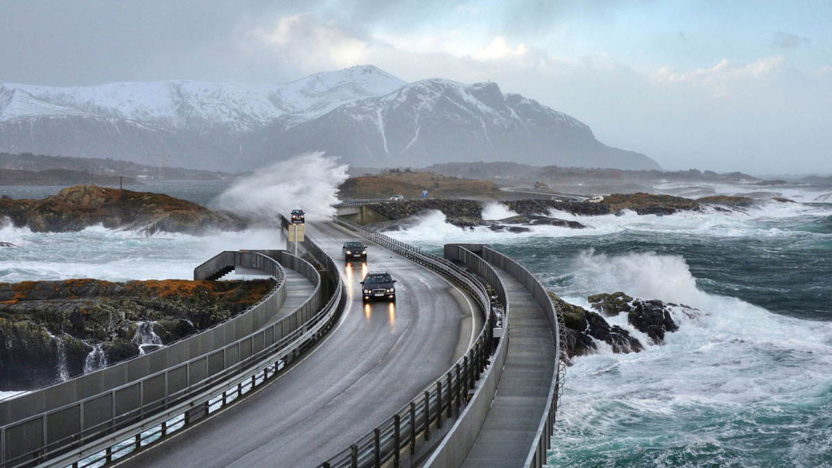 The Atlantic Ocean Road