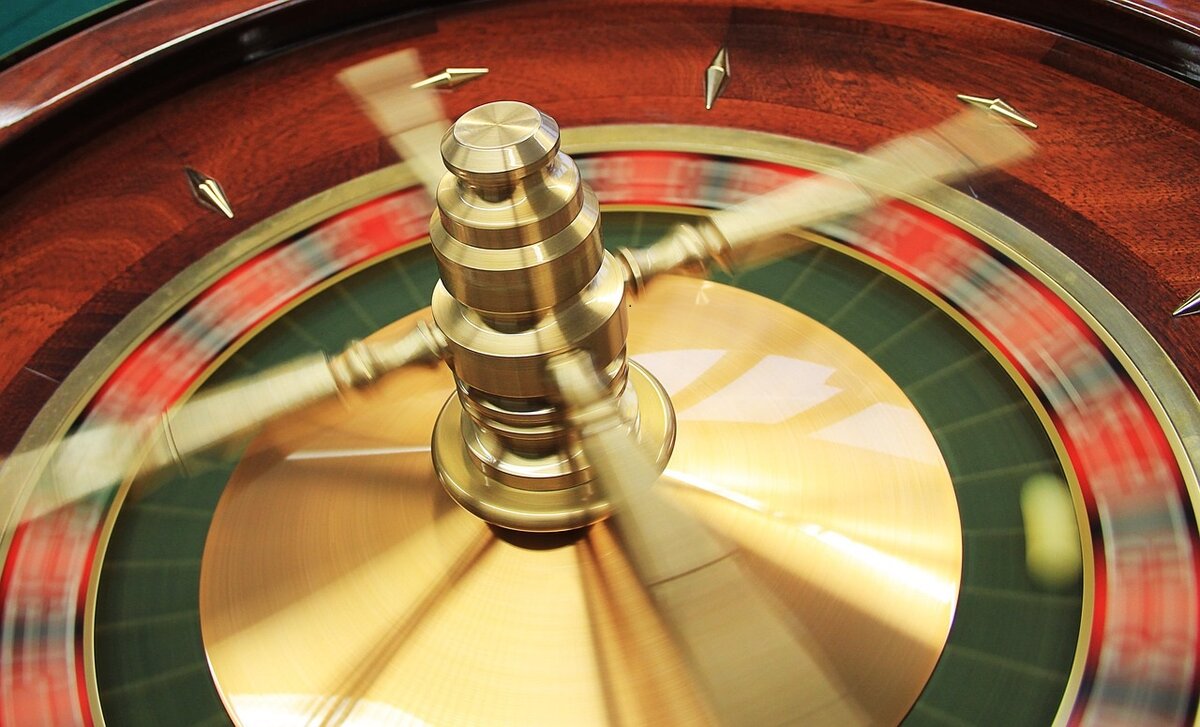 Кому как повезет  Авторское изображение взято с https://pixabay.com/