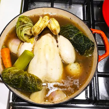 курица в миске