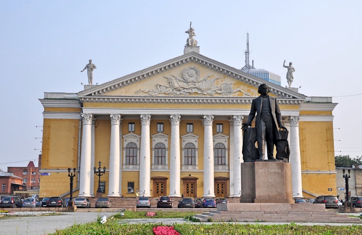 театры города челябинск