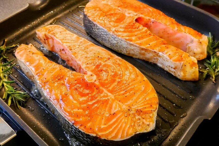 Стейки из красной рыбы