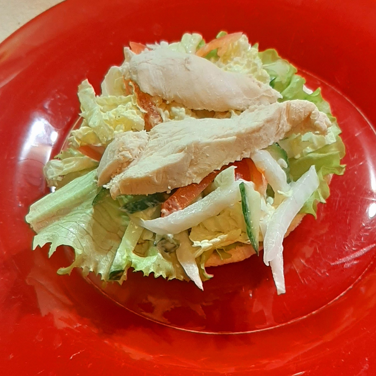 Закуска курицей.