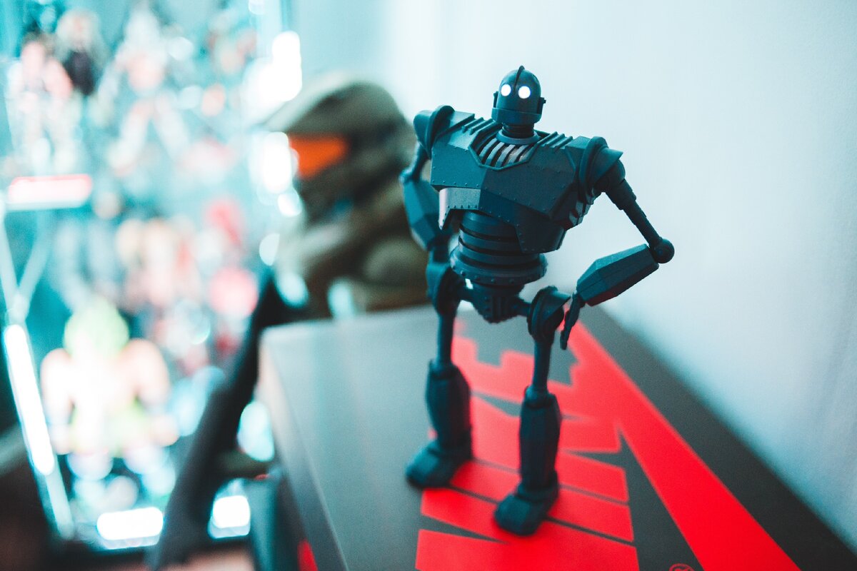 Иллюстрация: Erik Mclean